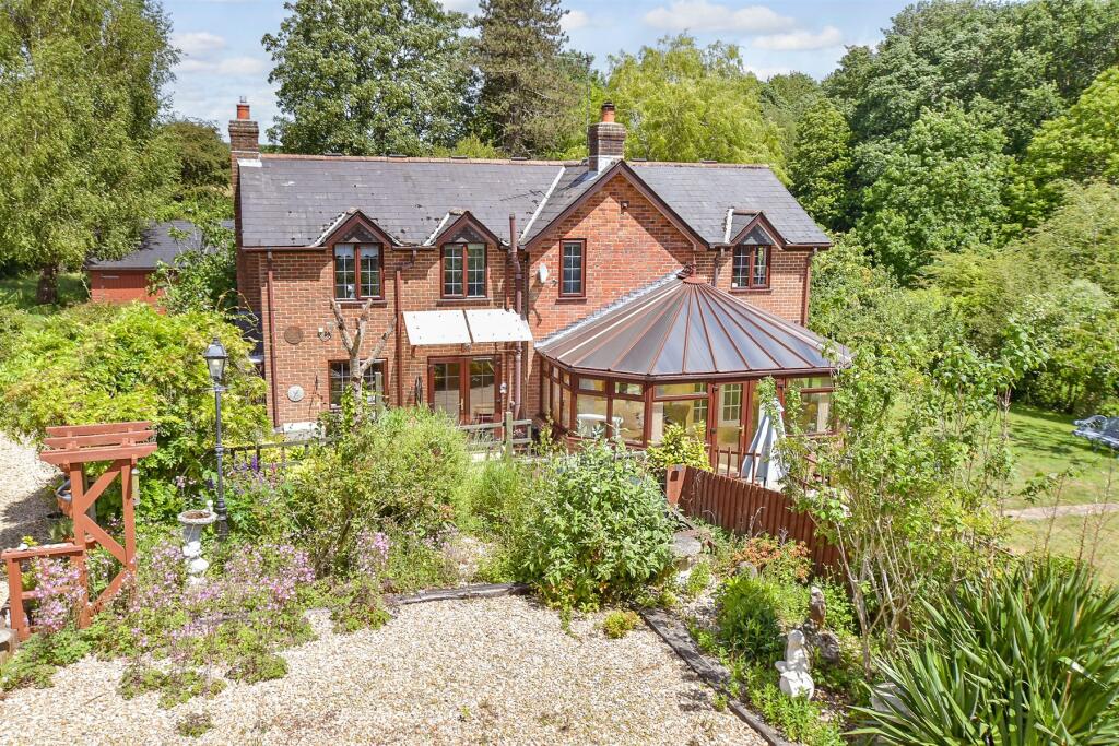 Main image of property: Hill Top, Newchurch, Sandown, Isle of Wight