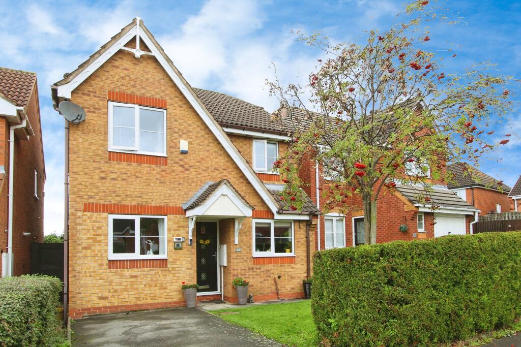 3 bedroom detached house for sale in Birch Close, Killamarsh, Sheffield