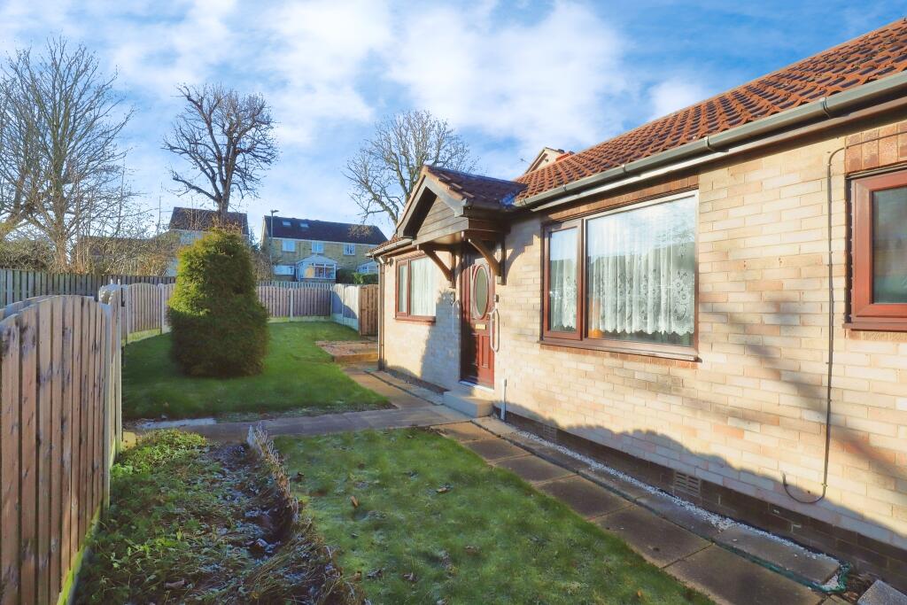 1 bedroom bungalow for sale in Broomwood Gardens, Beighton, Sheffield