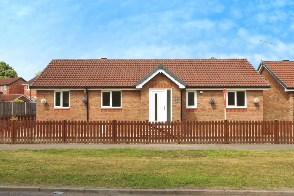 Main image of property: Emmett Carr Lane, Renishaw, Sheffield, Derbyshire, S21