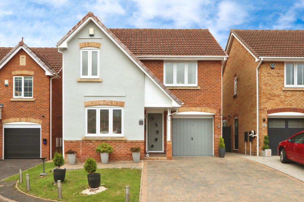Main image of property: Aintree Avenue, Eckington, Sheffield, Derbyshire, S21