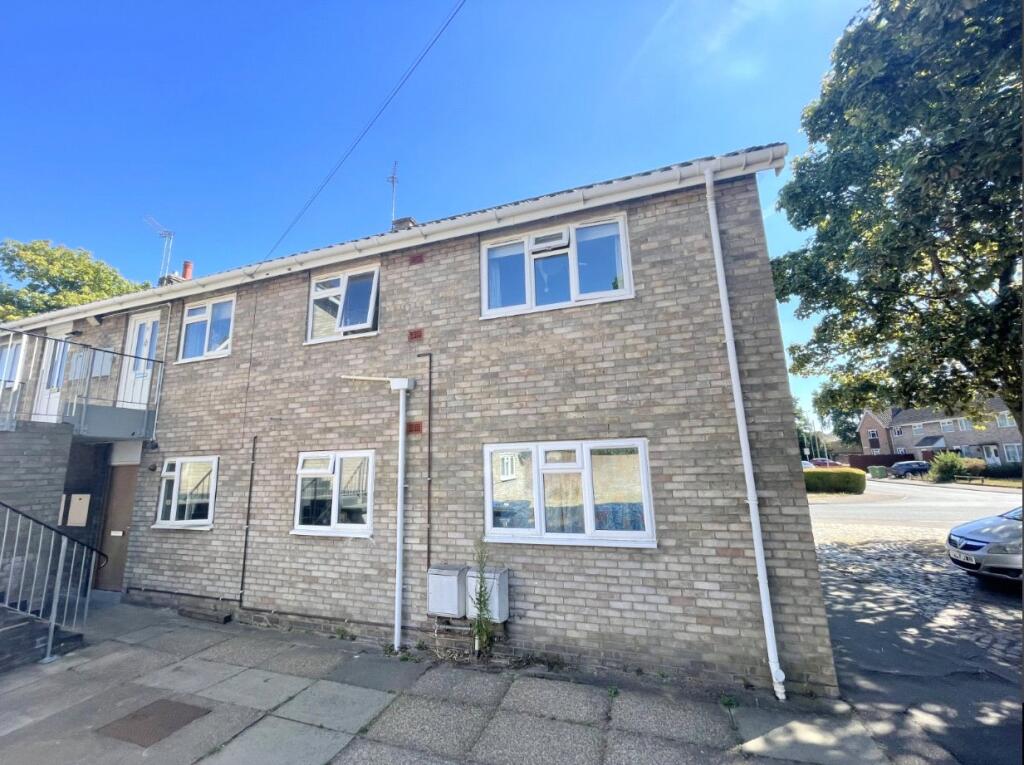 Main image of property: Chipperfield Road, Norwich, Norfolk, NR7