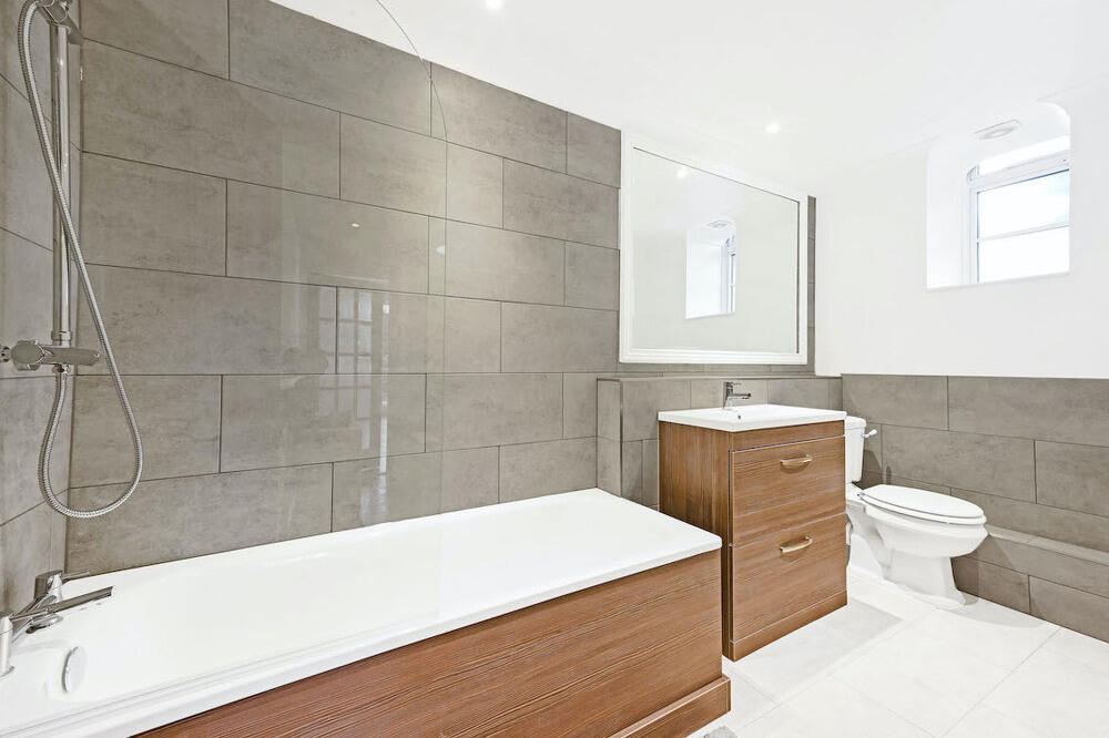 Main image of property: Wimbledon Hill Road, SW19: 1 bed 1 rec 1 bath unfurn