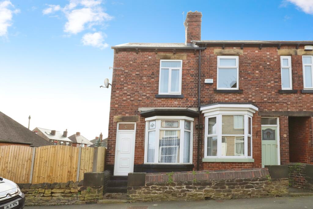 3 bedroom end of terrace house for sale in Parson Cross Road, Sheffield