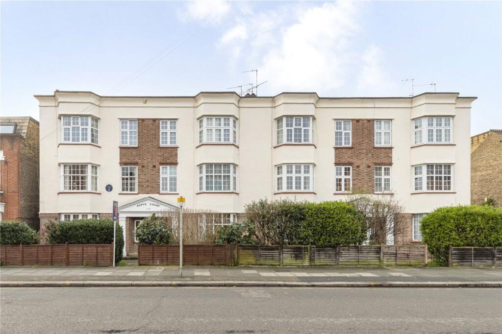 Main image of property: Worple Road, Raynes Park