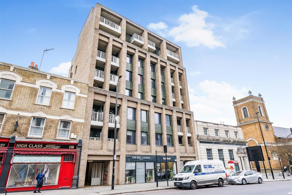 Main image of property: Wandsworth High Street, SW18
