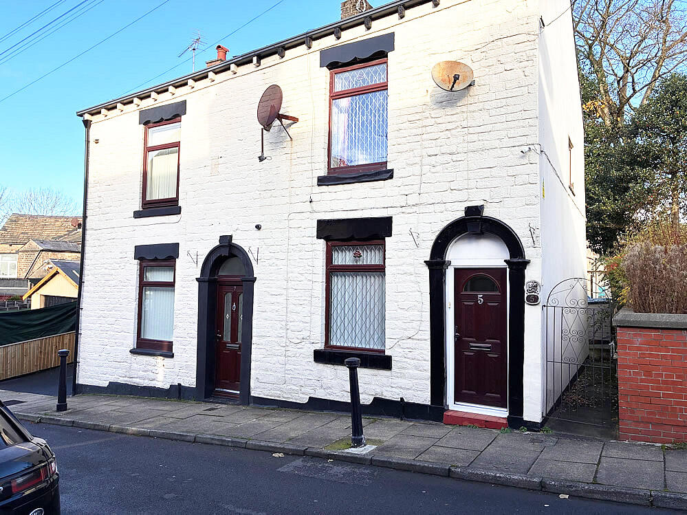 Main image of property: Princess Street, Lees, Oldham, OL4 5AF