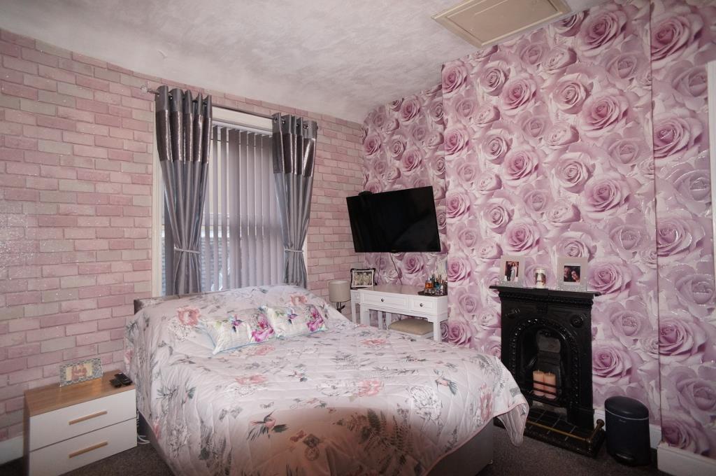 Commercial property for sale in Westgate, Wakefield, WF2