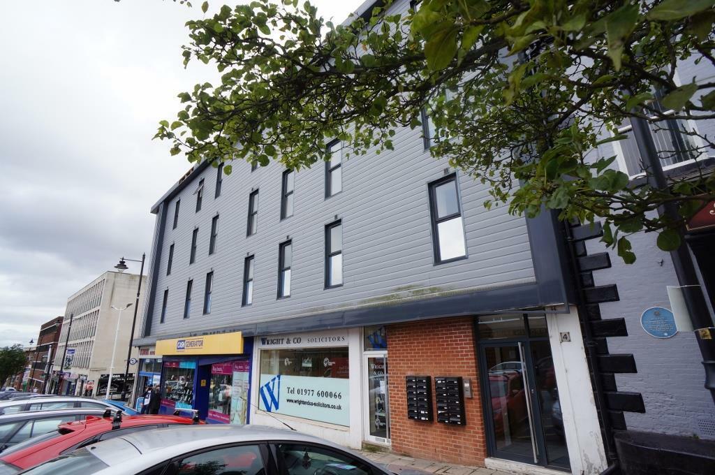 1 bedroom flat for rent in Horsefair, Pontefract, WF8