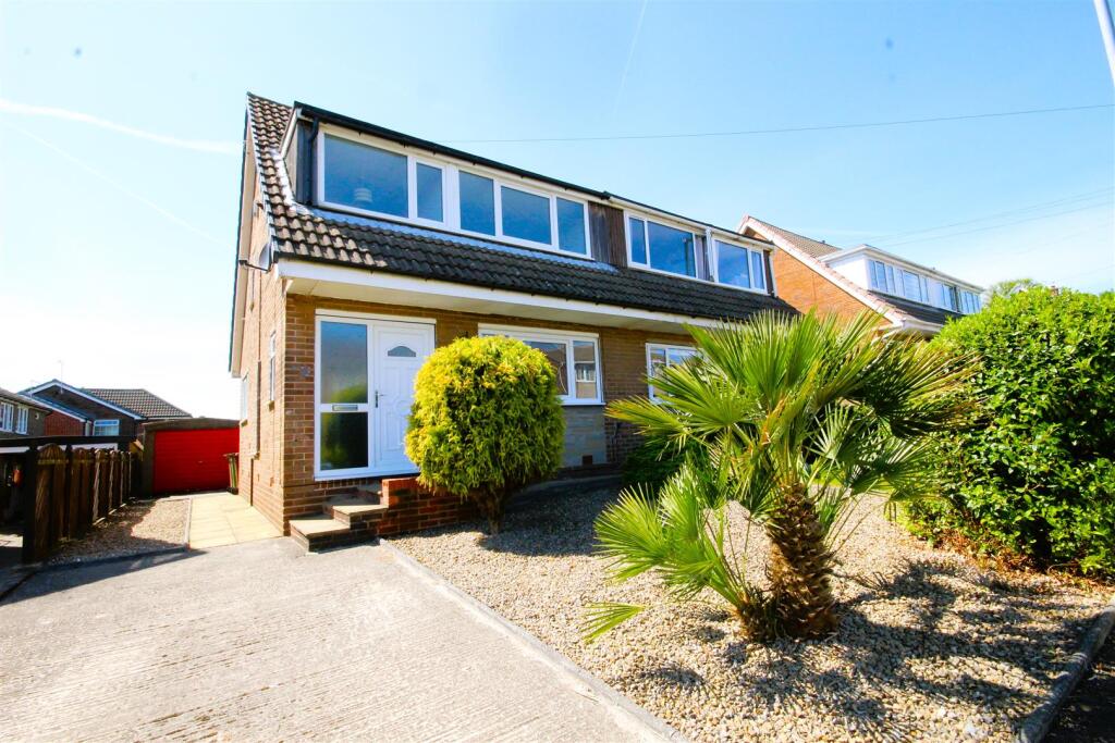Main image of property: Dulverton Close, Pontefract