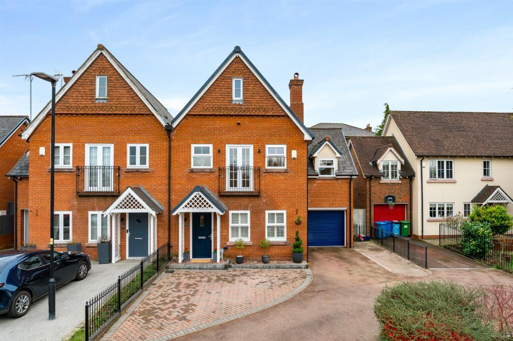 4 bedroom semidetached house for sale in Ballantyne Place, Winwick