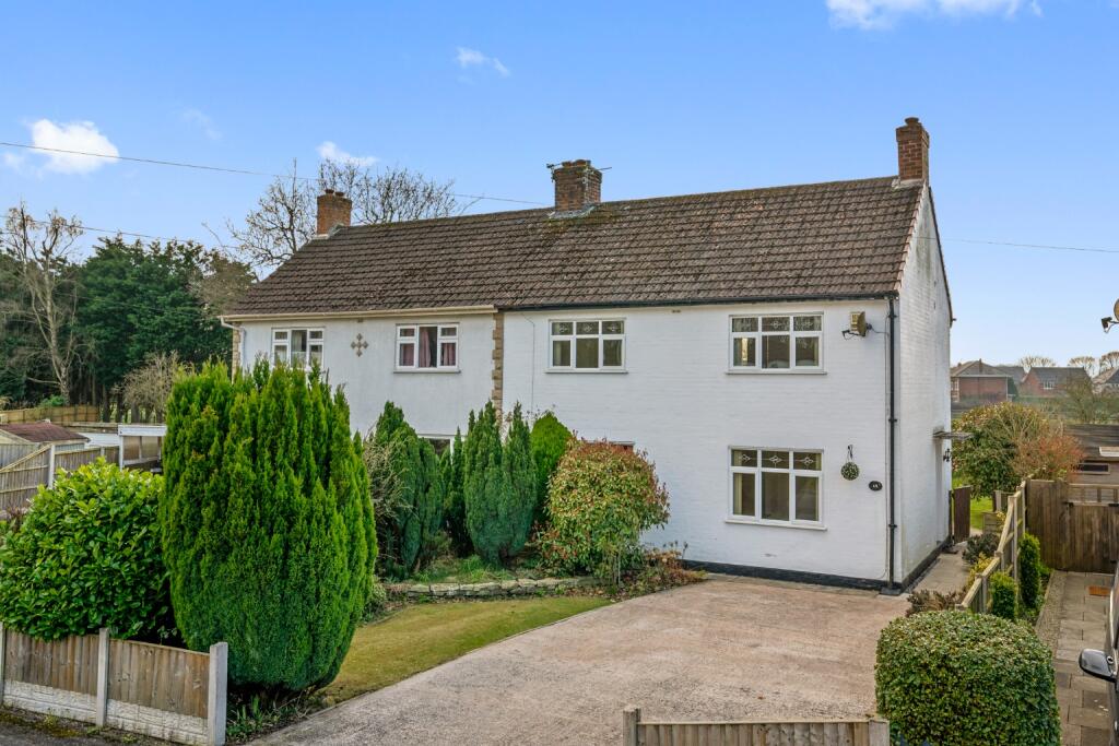 3 bedroom semidetached house for sale in Hawthorne Avenue, Culcheth