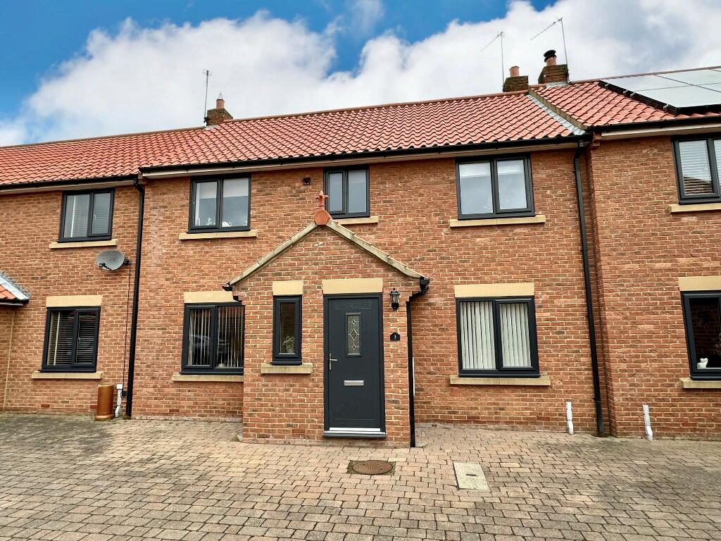 3 bedroom mews property for sale in Yearby Mews, Yearby, TS11