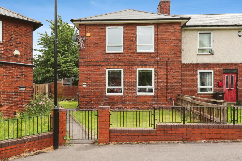 3 bedroom end of terrace house for sale in Rolleston Road, SHEFFIELD