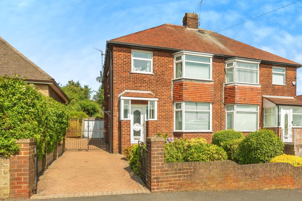 4 bedroom semidetached house for sale in Hill Top Road, Grenoside