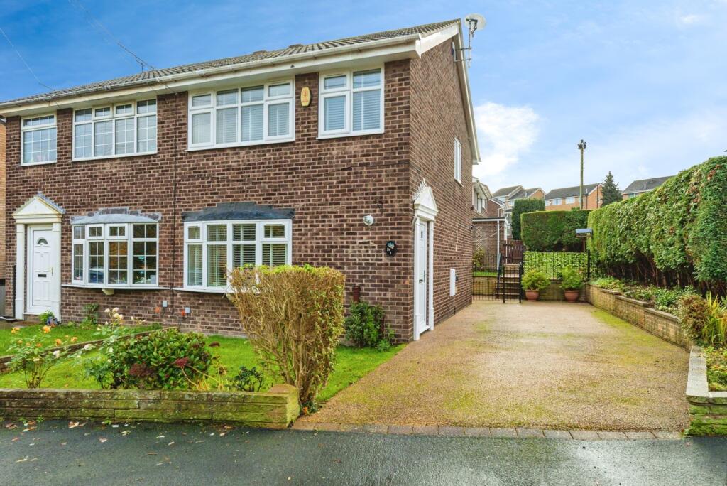 Main image of property: Penyghent Close, Chapeltown, Sheffield, South Yorkshire, S35