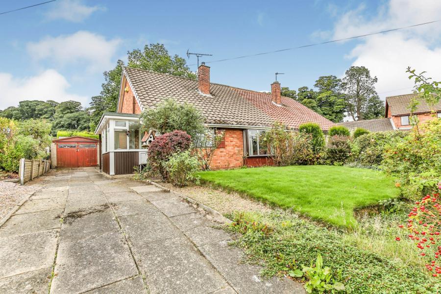 2 bedroom bungalow for sale in Barnes Hall Road, Burncross, Sheffield ...