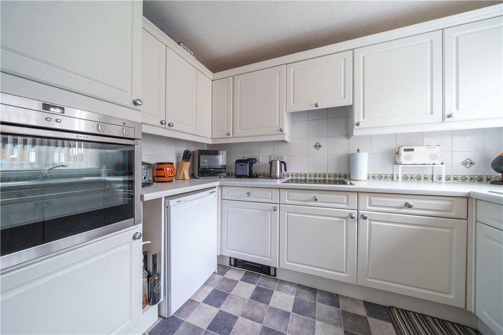 4 bedroom detached house for sale in Newbery Close, Axminster, Devon, EX13