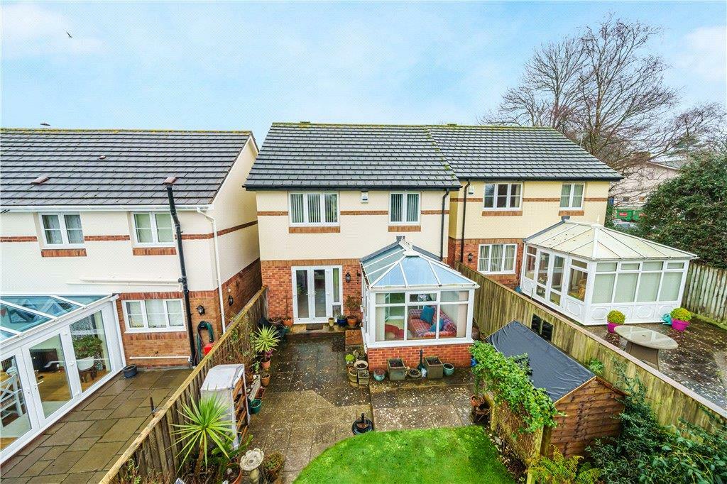 4 bedroom detached house for sale in Newbery Close, Axminster, Devon, EX13