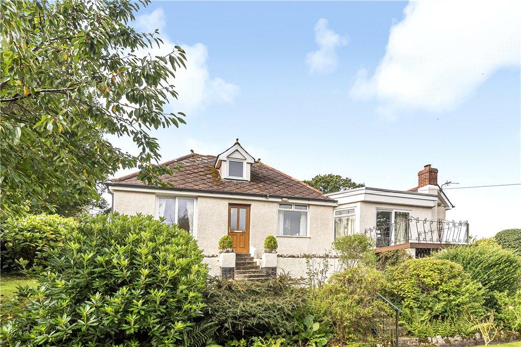 3 bedroom bungalow for sale in Lyme Road, Axminster, Devon, EX13
