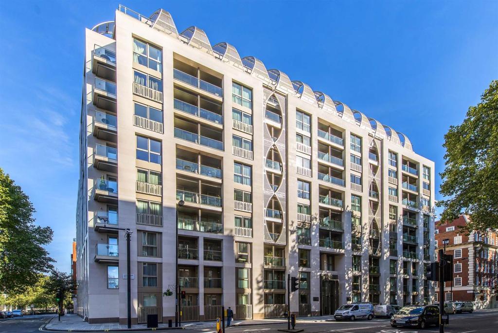 2 bedroom flat for sale in The Courthouse, 70 Horseferry Road, London, SW1P