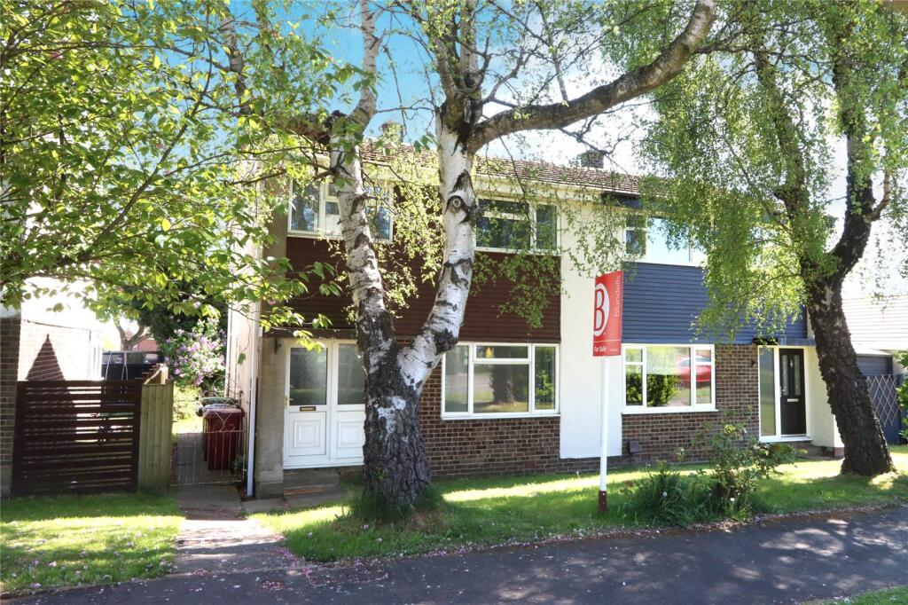 Main image of property: Pentland Road, Dronfield Woodhouse, Dronfield, Derbyshire, S18