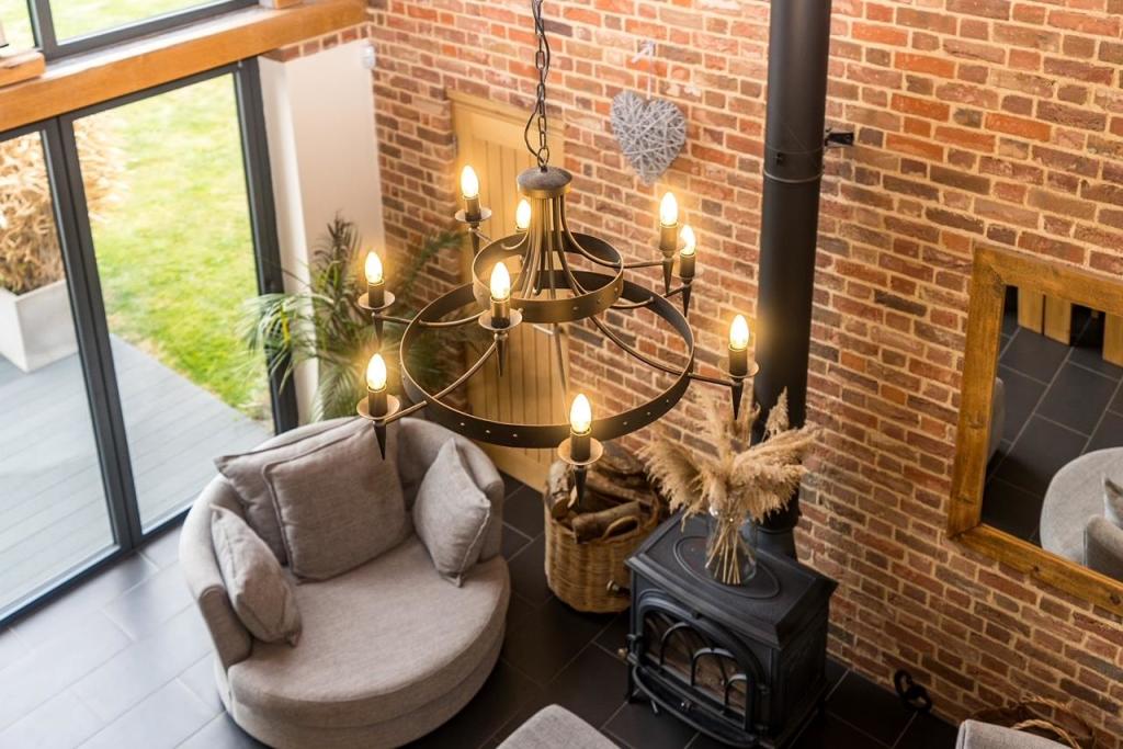 5 bedroom detached house for sale in Seasalter Road, Graveney