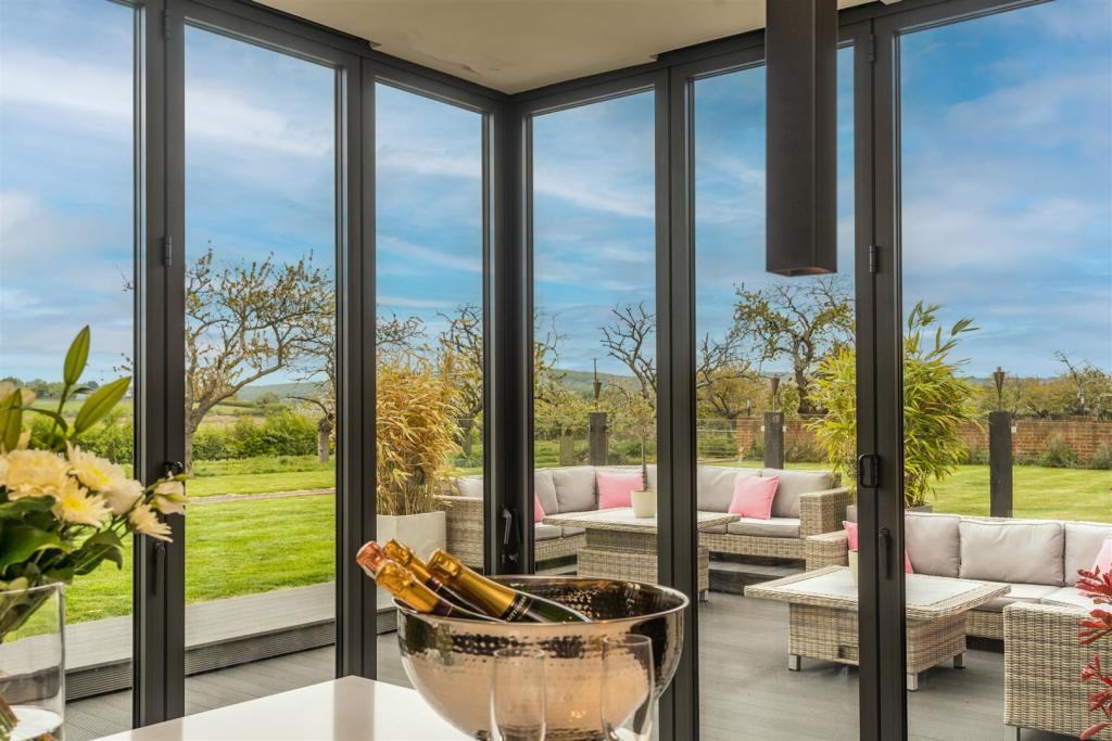 5 bedroom detached house for sale in Seasalter Road, Graveney, Faversham, ME13