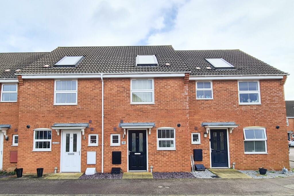 2 bedroom terraced house for sale in Drakes Avenue, Leighton Buzzard, LU7