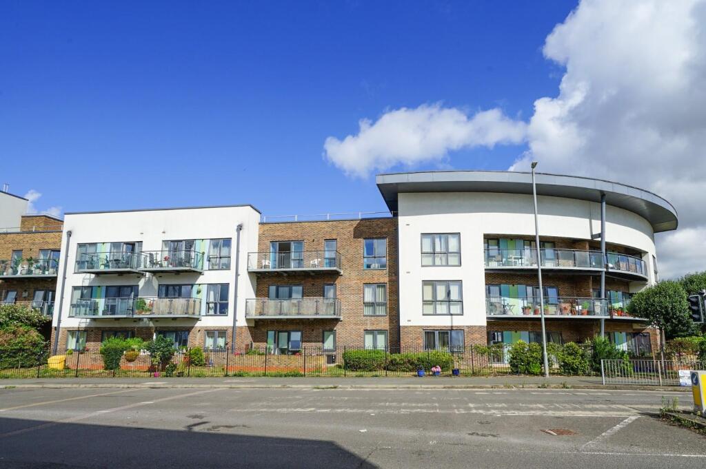 Main image of property: Greenfields, Theedway, Leighton Buzzard