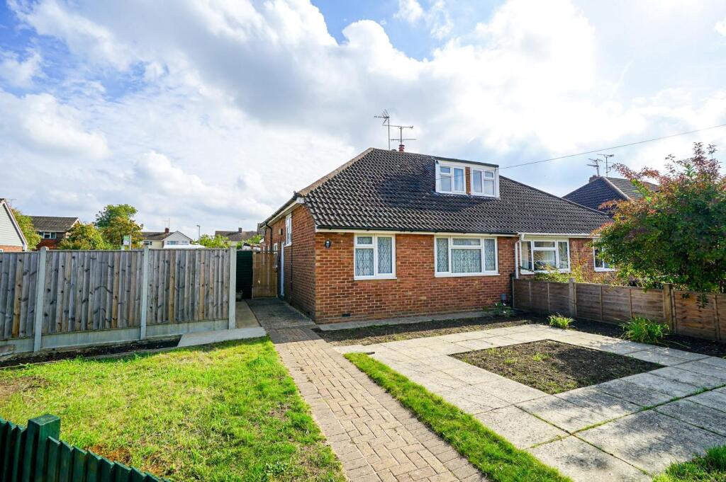 Main image of property: Clipstone Crescent, Leighton Buzzard