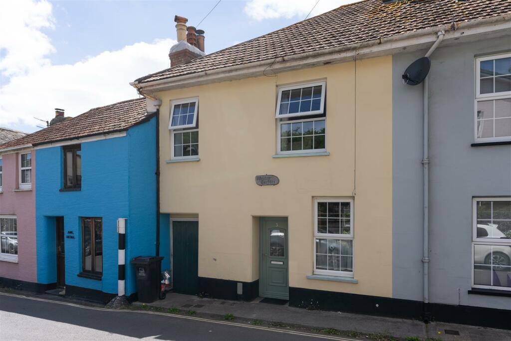 3 bedroom terraced house for sale in Wesley Terrace, Aveton Gifford