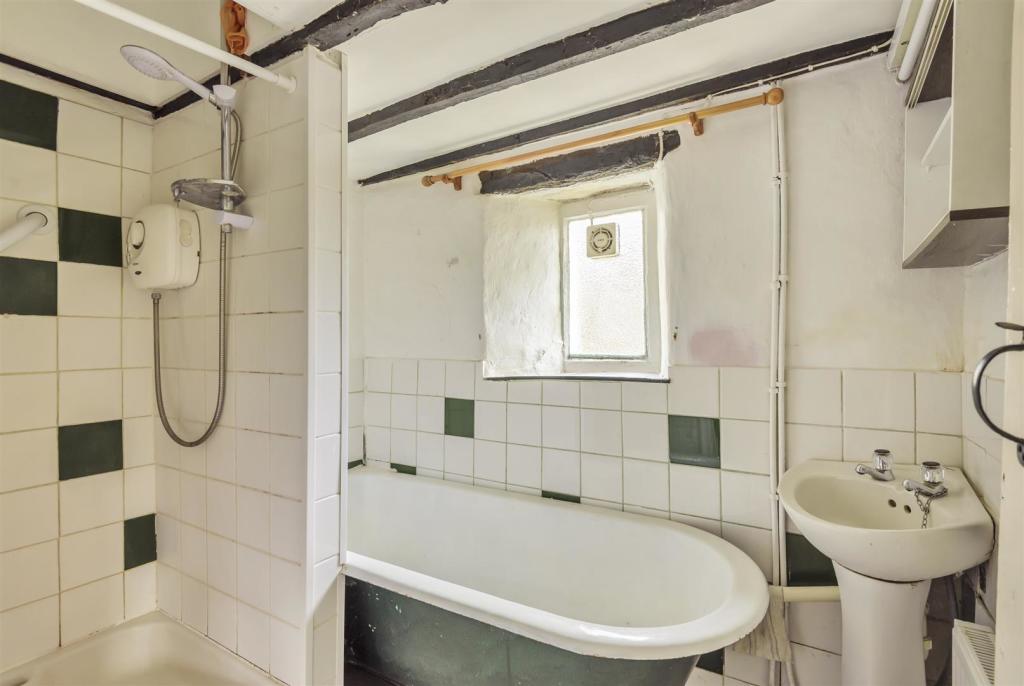 5 bedroom detached house for sale in Withypool, Minehead, TA24