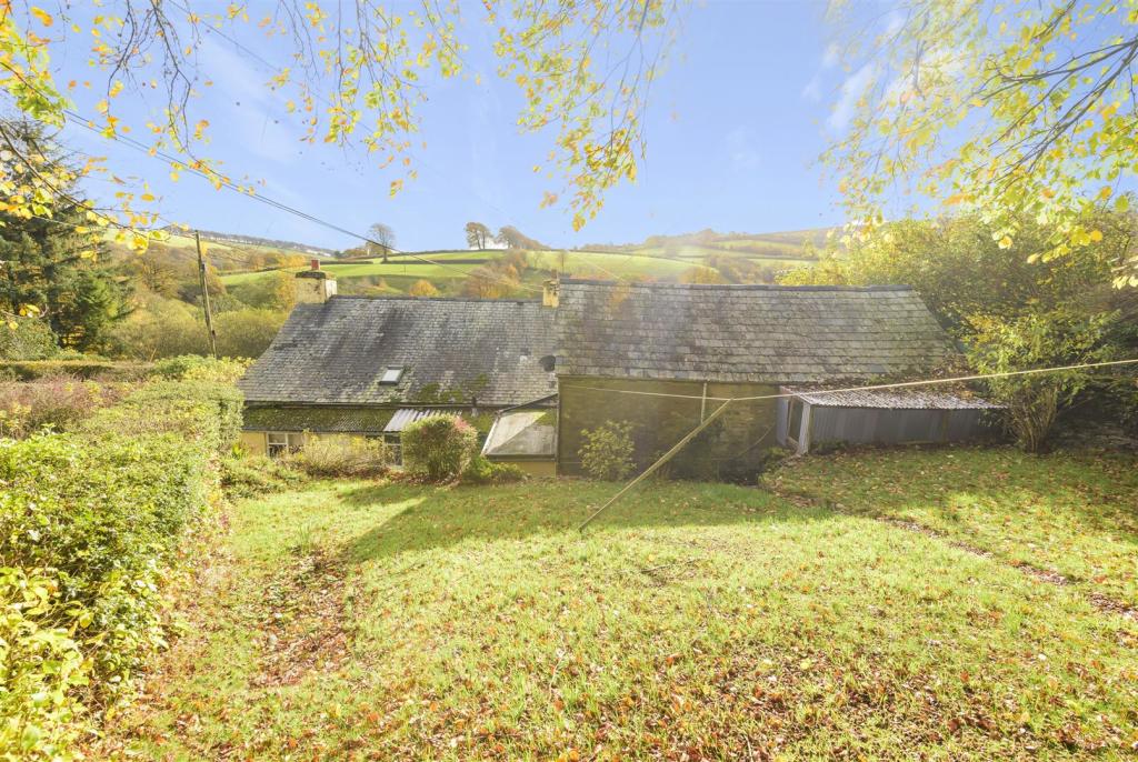 5 bedroom detached house for sale in Withypool, Minehead, TA24