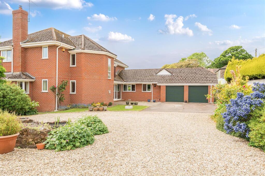 Main image of property: Chapel Cleeve, Minehead