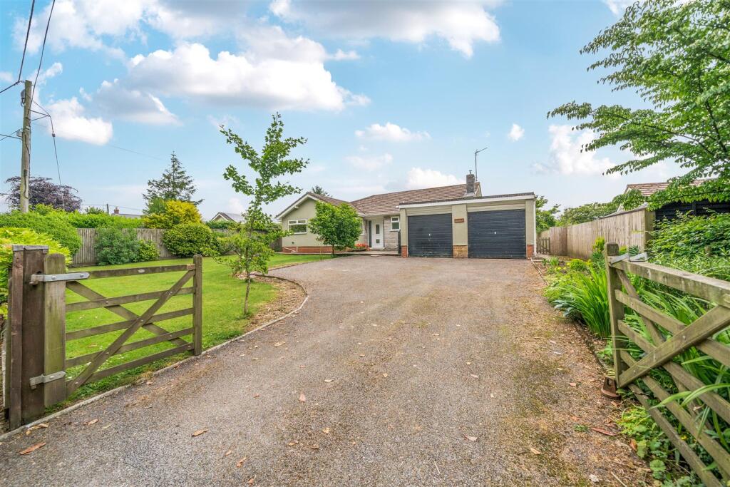 Main image of property: Rose Ash