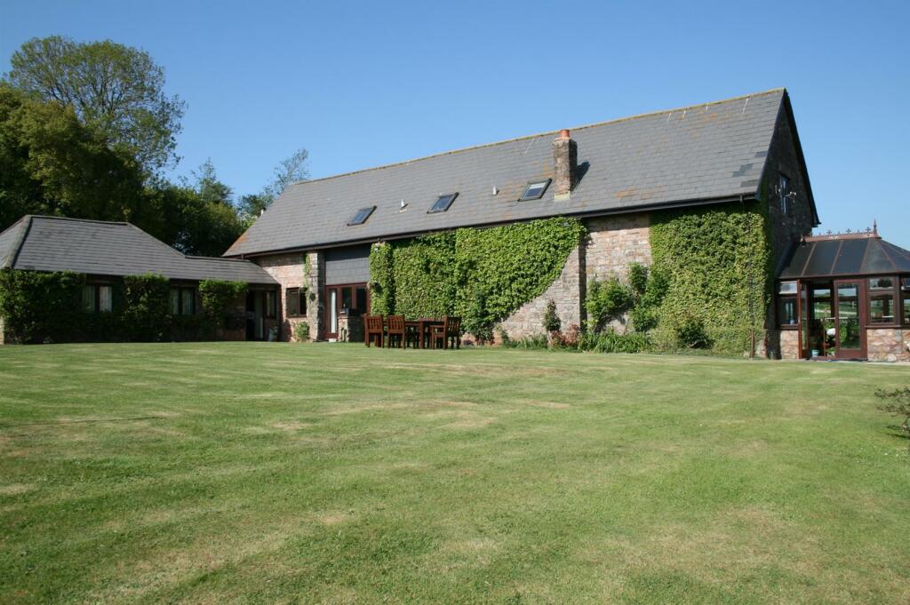 5 bedroom detached house for sale in Rogus, Wellington, TA21