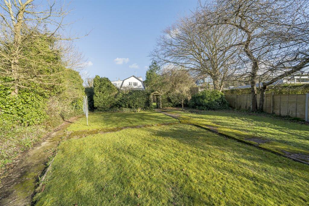 4 bedroom detached house for sale in Anstey Way, Instow, Bideford, EX39