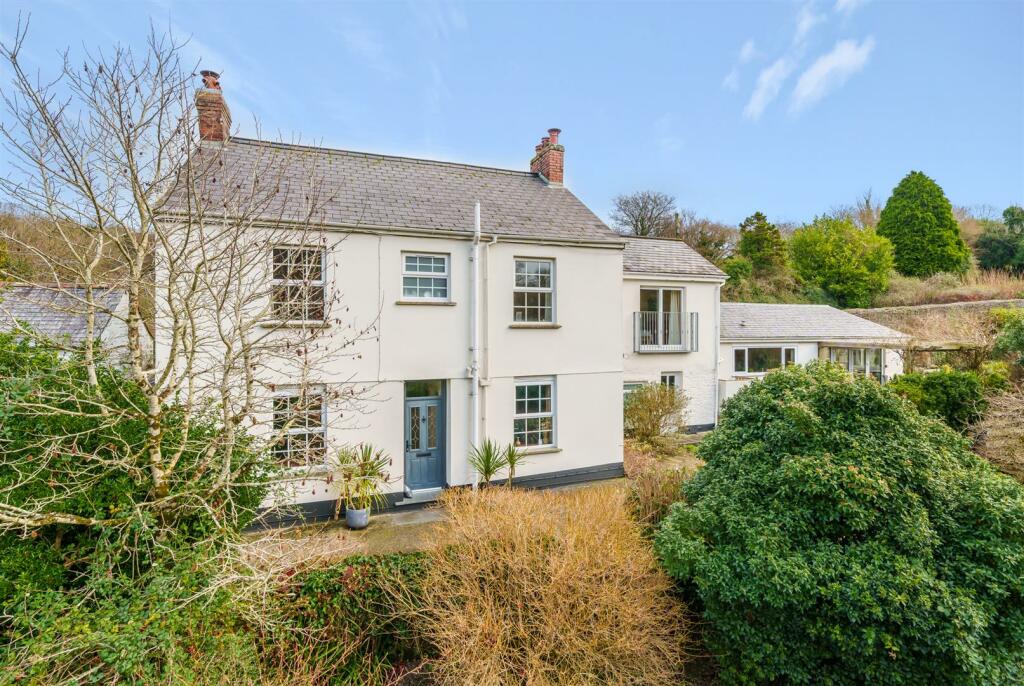 4 bedroom detached house for sale in Combe Martin, EX34