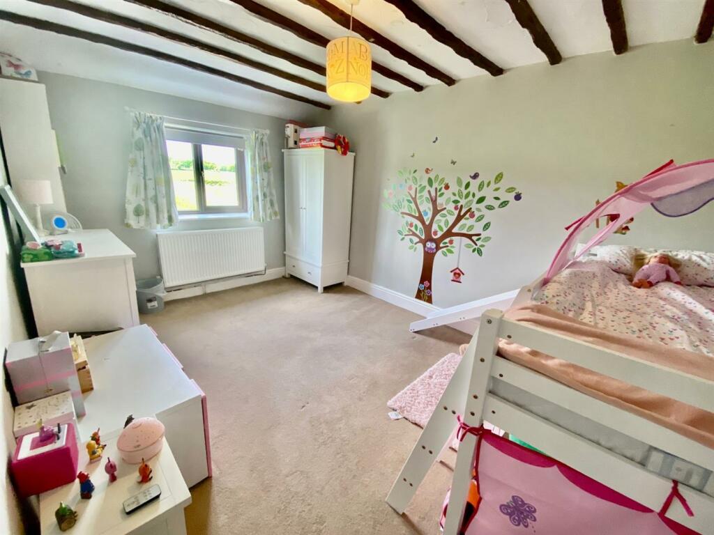 5 bedroom property for sale in Burton Green, Rossett, Wrexham, LL12