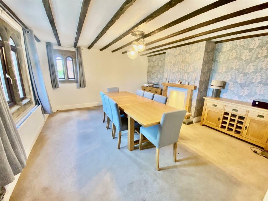 5 bedroom property for sale in Burton Green, Rossett, Wrexham, LL12