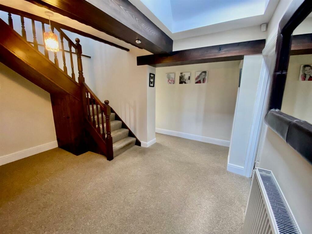 5 bedroom property for sale in Burton Green, Rossett, Wrexham, LL12
