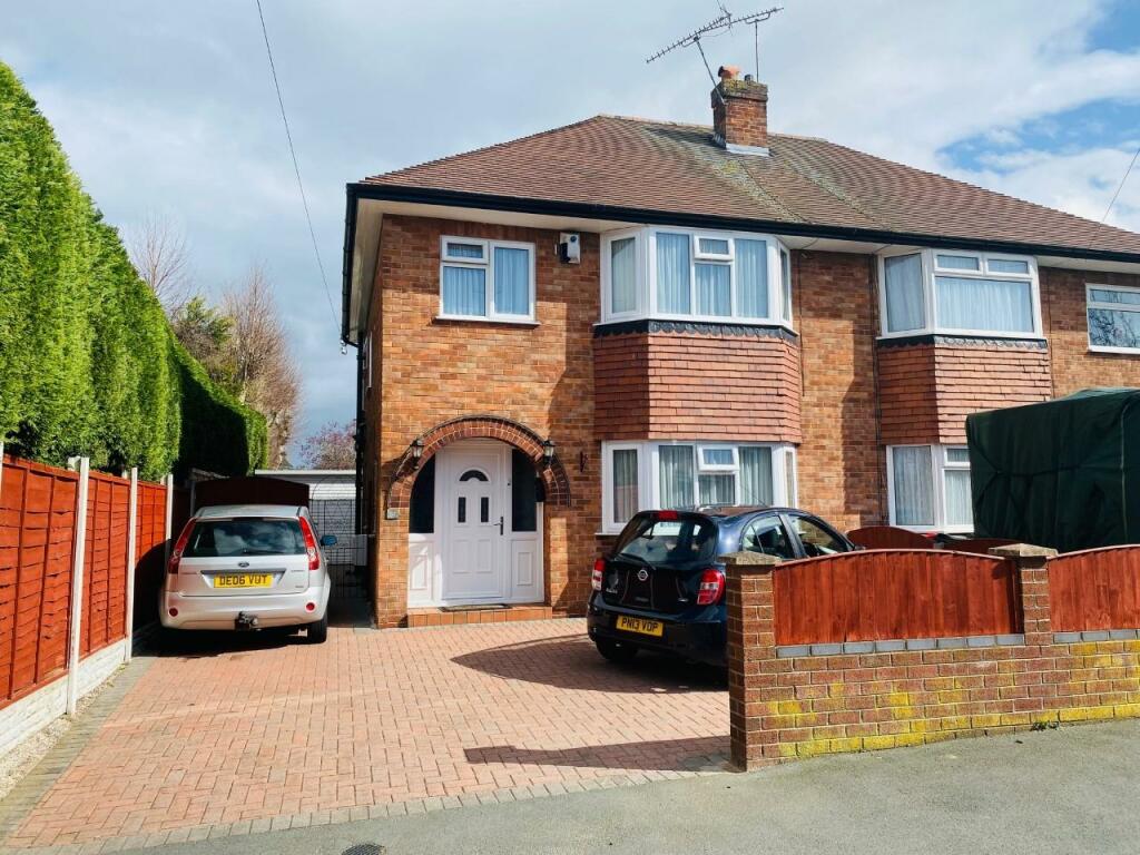 3 bedroom semi-detached house for sale in Broadway West, Newton, CH2