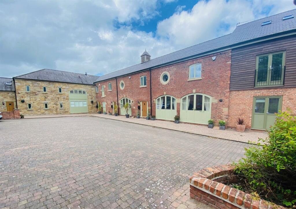 Additional property image - Bryn Edwin Stables, Northop Road, Flint Mountain