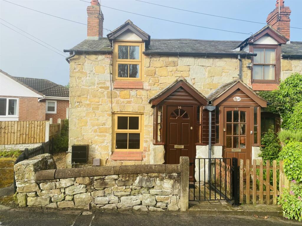 2 bedroom end of terrace house for sale in Hillock Lane, Gresford