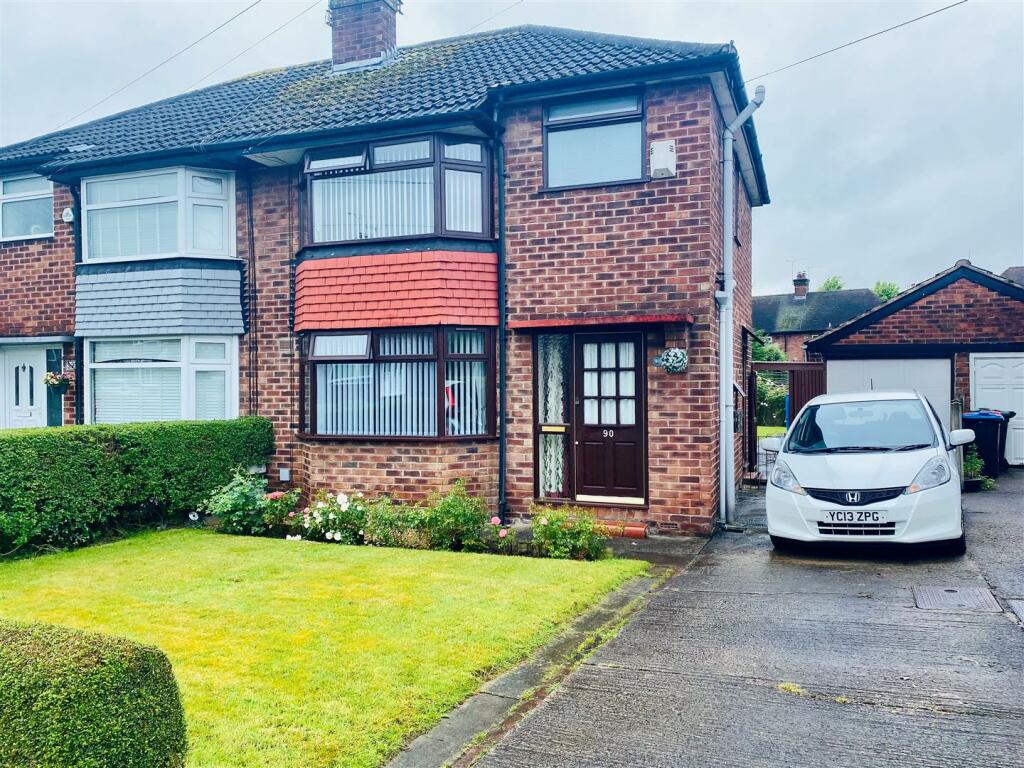 3 bedroom semidetached house for sale in Oldfield Crescent, Chester, CH4