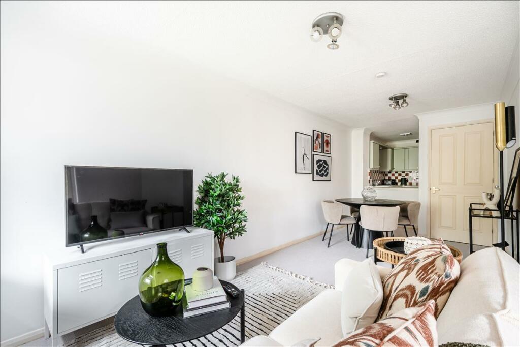 Main image of property: Conant Mews, Aldgate, E1