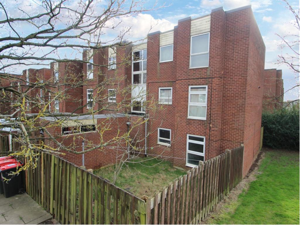 1 bedroom flat for rent in Beaconsfield, Brookside, Telford, TF3