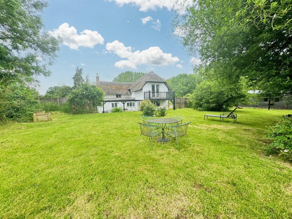 3 bedroom cottage for sale in Fiddleford, Sturminster Newton, DT10