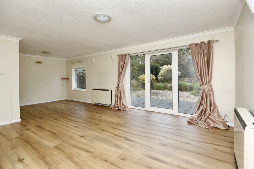 Additional property image - Park Road, Henstridge, Templecombe